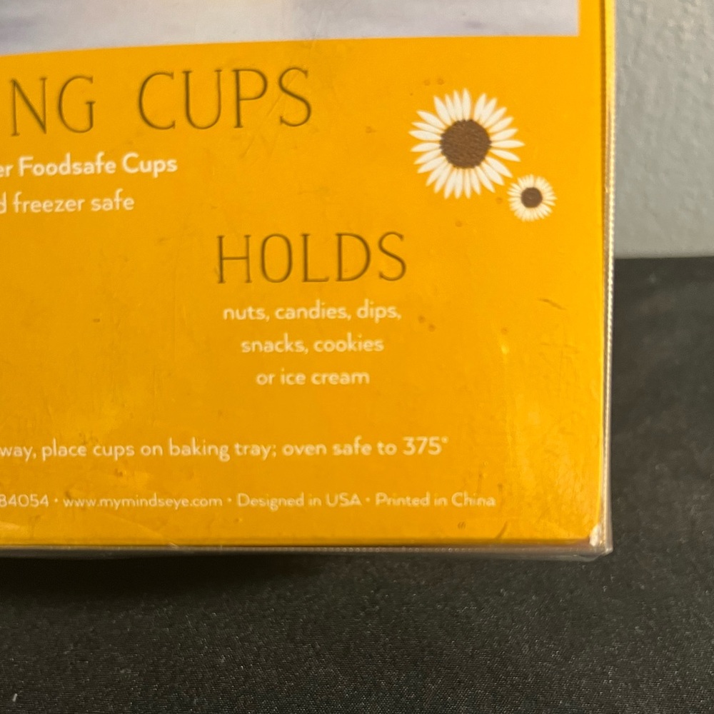 Mini Baking Cups - Picture 4 of 6